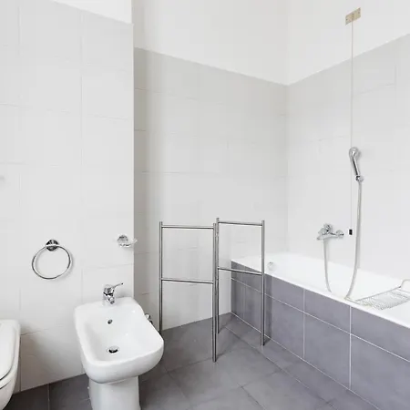 Ca' Stellini - Comoda Casa Indipendente Con Parcheggio Privato * 밀라노